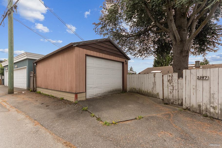 2087 Harrison Drive Vancouver, BC - 39