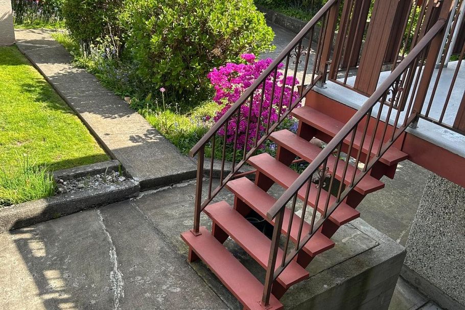 115 W 47th Avenue Vancouver, BC - 18