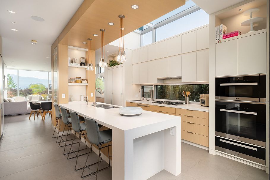 3250 W 20th Avenue Vancouver, BC - 15