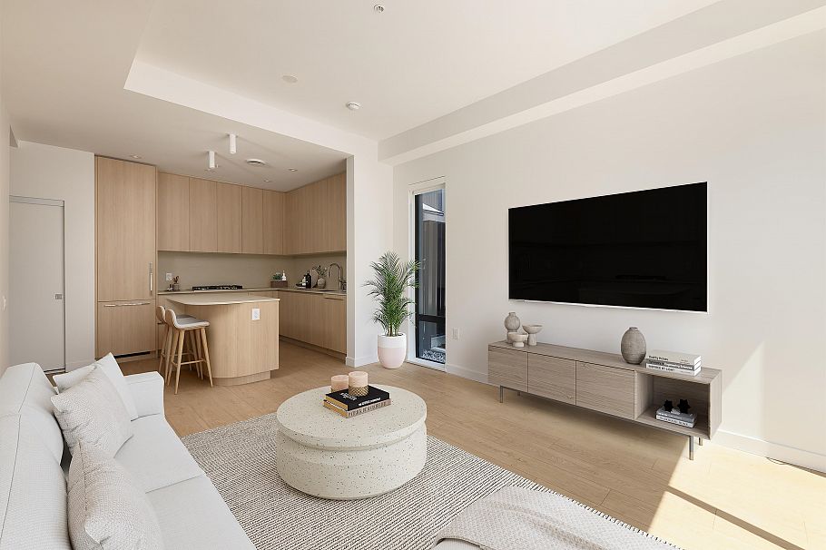 2407 N Grandview Highway Vancouver, BC - 13
