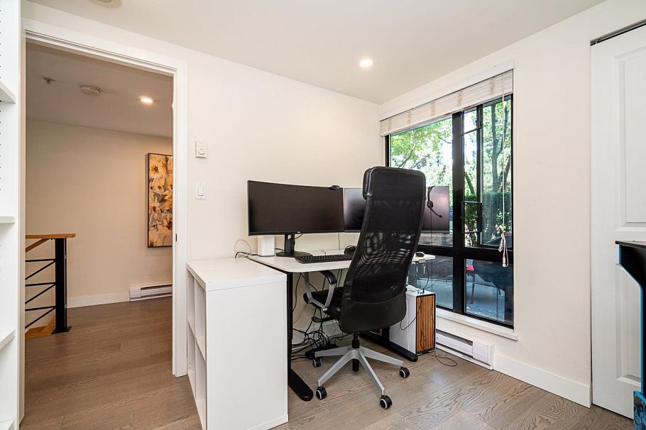 1261 Richards Street Vancouver, BC - 22