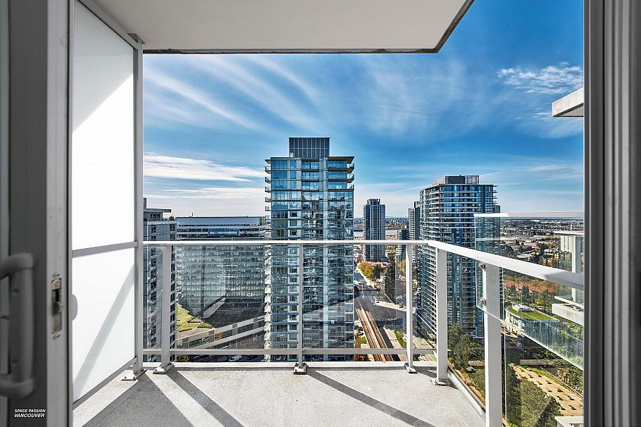 2605 8031 Nunavut Lane Vancouver, BC - 13