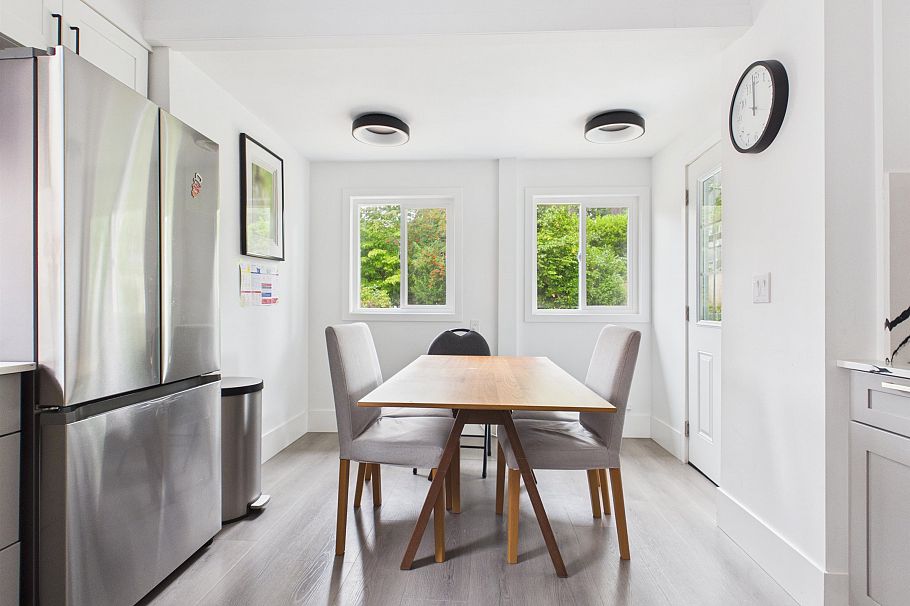 3885 W 35th Avenue Vancouver, BC - 9