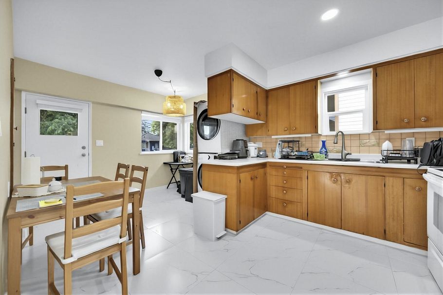 4967 Spencer Street Vancouver, BC - 30