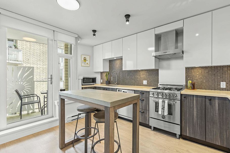 502 311 E 6th Avenue Vancouver, BC - 2