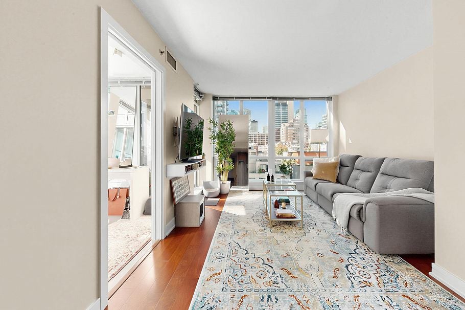901 1055 Richards Street Vancouver, BC - 21