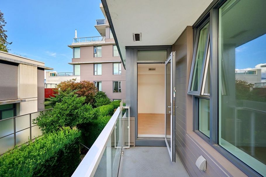 209 508 W 29th Avenue Vancouver, BC - 28