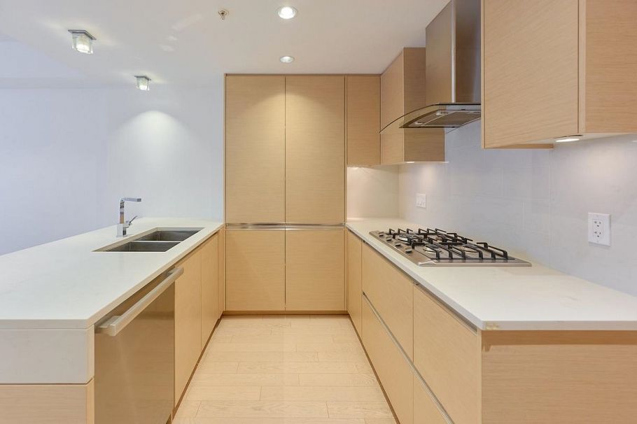 209 508 W 29th Avenue Vancouver, BC - 3