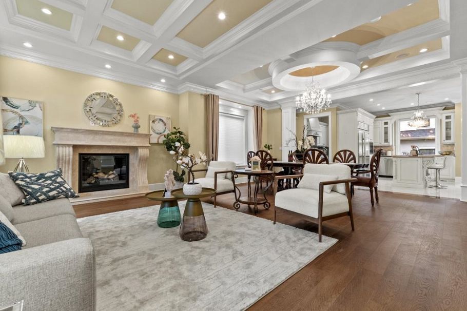 4077 W 13th Avenue Vancouver, BC - 6