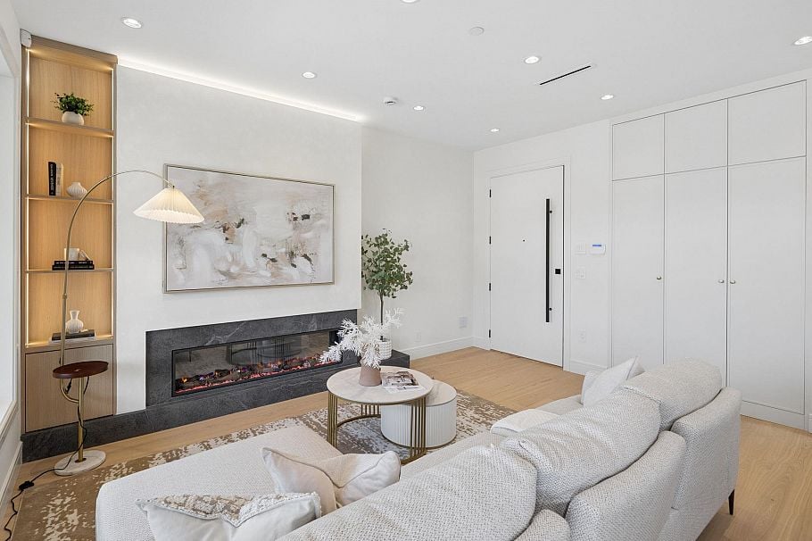 2 2815 Trinity Street Vancouver, BC - 6