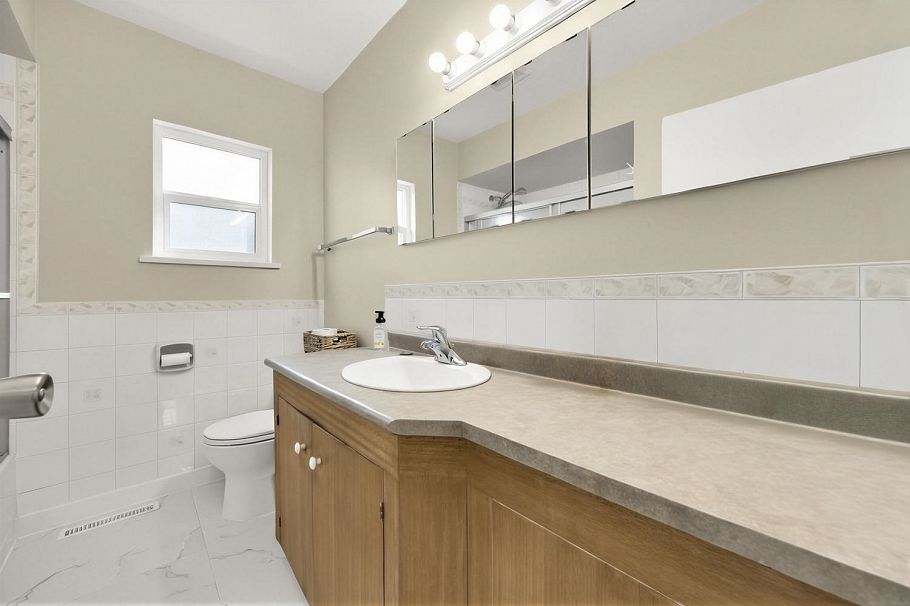 4967 Spencer Street Vancouver, BC - 26