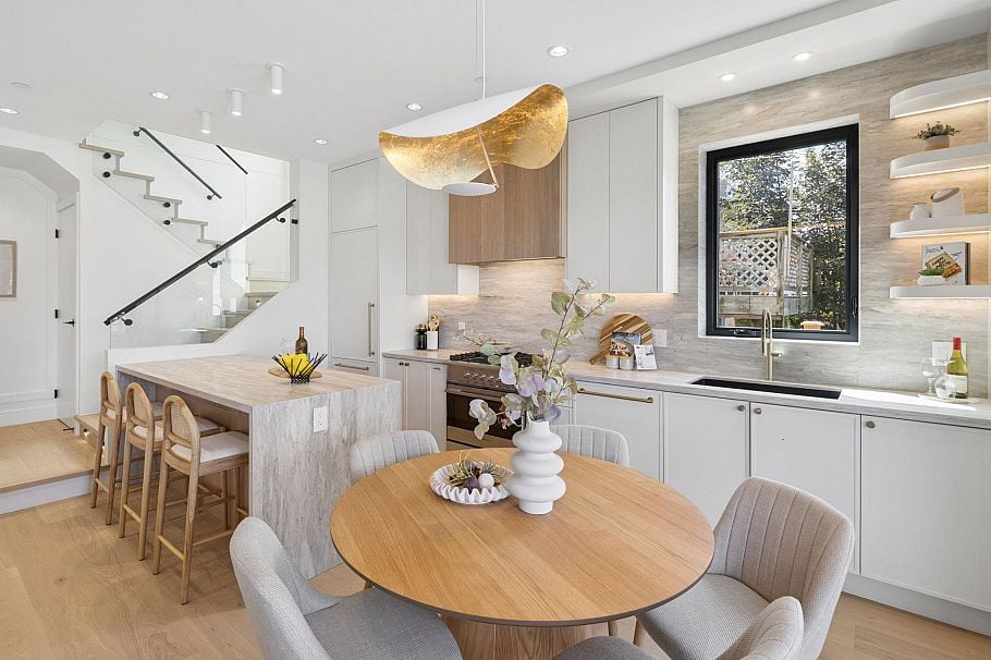 2 2815 Trinity Street Vancouver, BC - 14