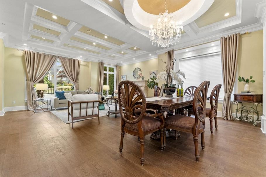 4077 W 13th Avenue Vancouver, BC - 8