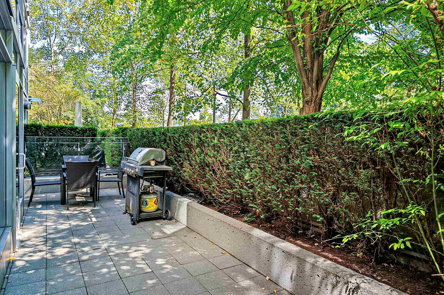 1211 W Cordova Street Vancouver, BC - 33