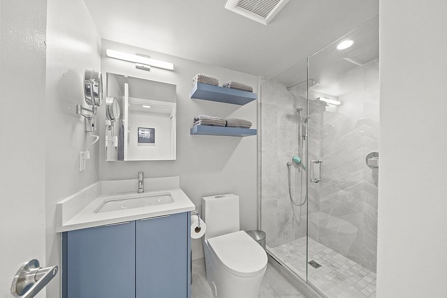 109 888 W 13th Avenue Vancouver, BC - 18