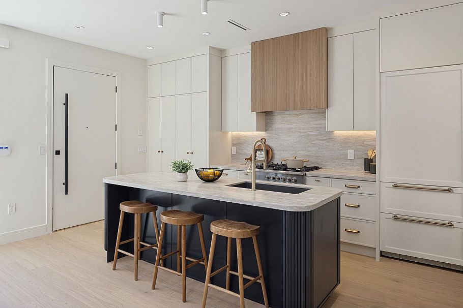 1 2815 Trinity Street Vancouver, BC - 17