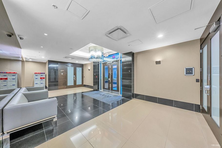 901 1055 Richards Street Vancouver, BC - 25
