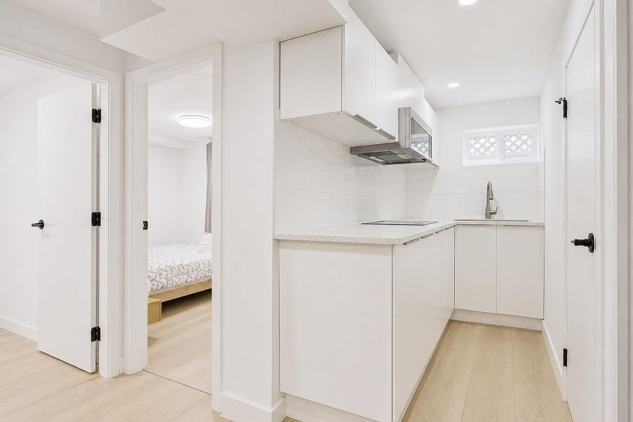3885 W 35th Avenue Vancouver, BC - 24