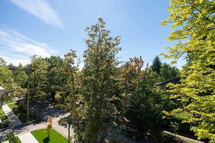 1 1592 Nanton Avenue Vancouver, BC - 15