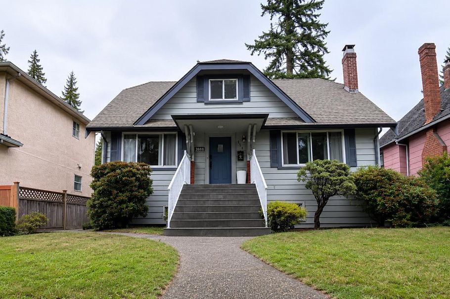 3885 W 35th Avenue Vancouver, BC - 1