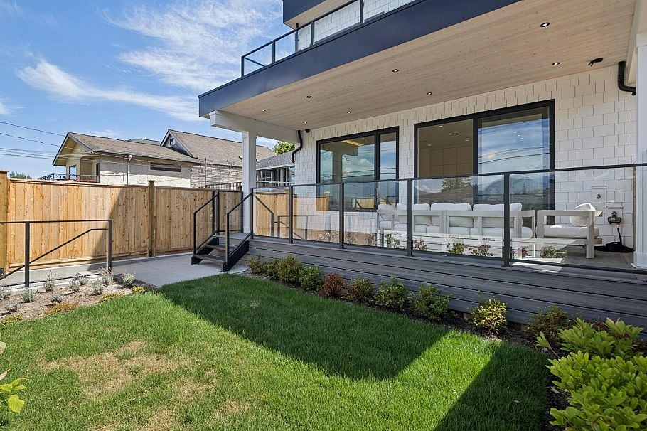 2 2815 Trinity Street Vancouver, BC - 36