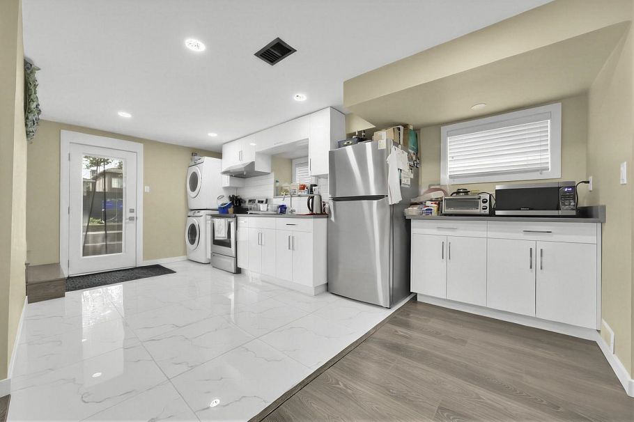 4967 Spencer Street Vancouver, BC - 6