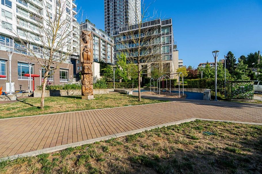 1006 5470 Ormidale Street Vancouver, BC - 24