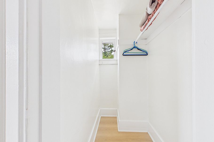 3885 W 35th Avenue Vancouver, BC - 16