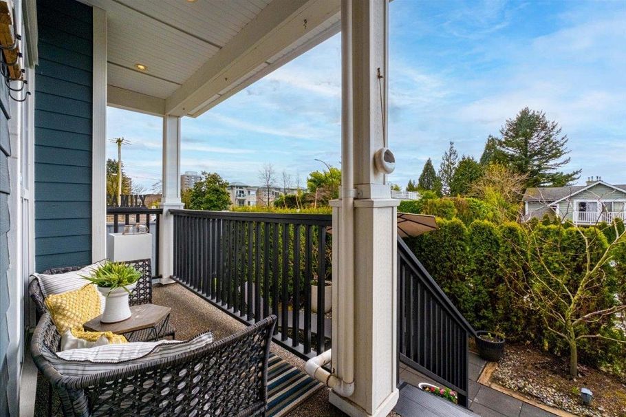 210 W 5th Street North Vancouver, BC - 5