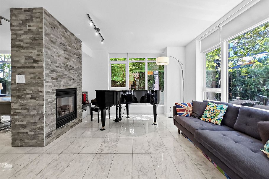 1211 W Cordova Street Vancouver, BC - 3