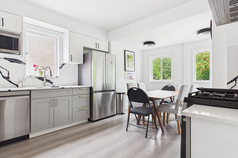3885 W 35th Avenue Vancouver, BC - 6