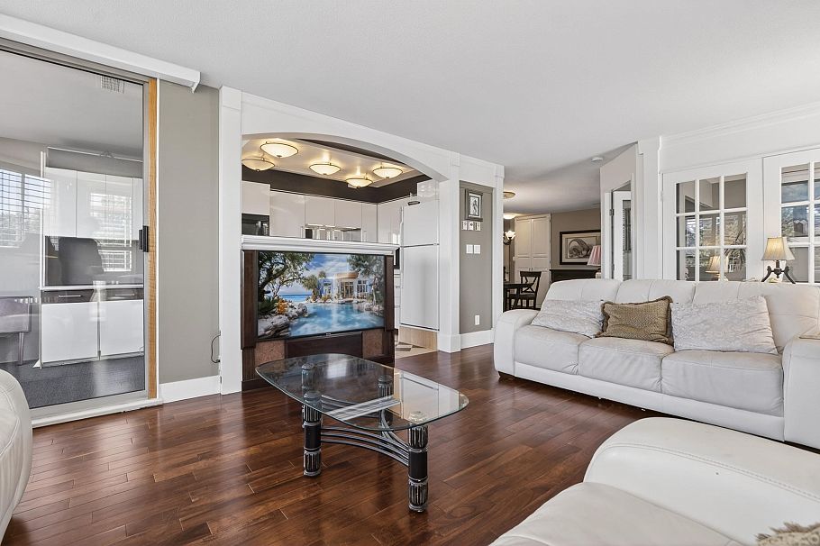 501 1327 E Keith Road North Vancouver, BC - 14