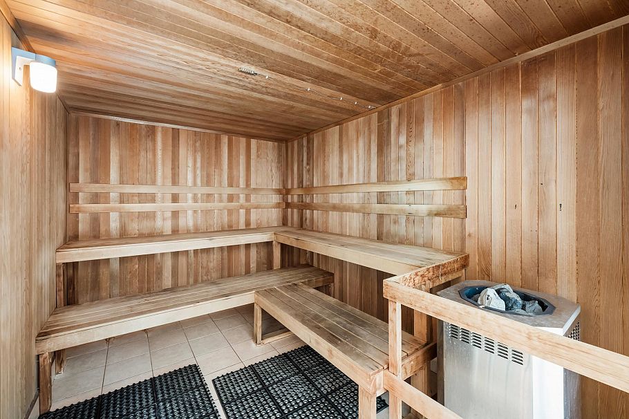 501 1327 E Keith Road North Vancouver, BC - 25