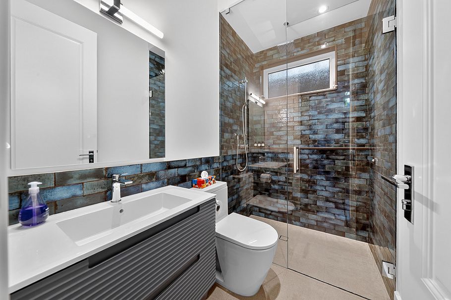 4578 Puget Drive Vancouver, BC - 20