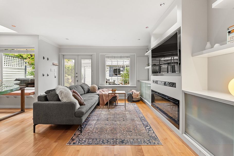 2146 W 14th Avenue Vancouver, BC - 12
