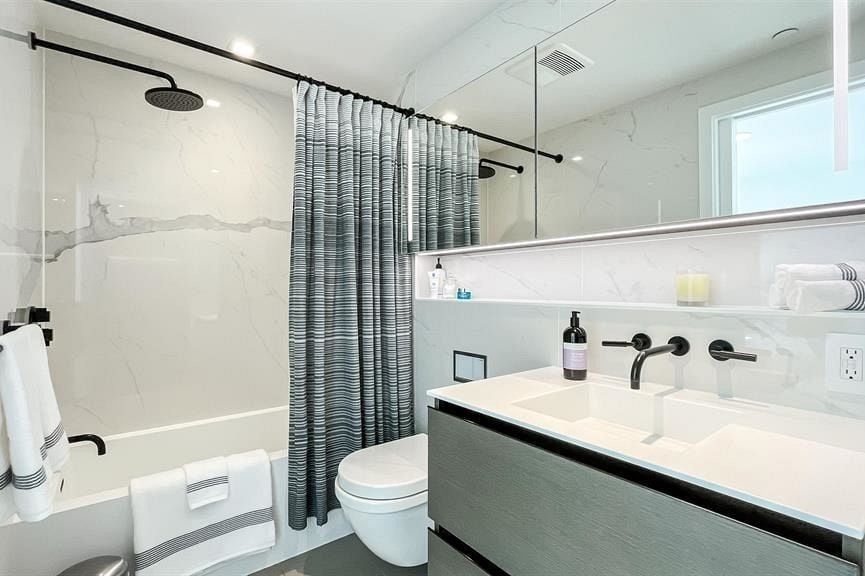 170X 620 CARDERO STREET, Vancouver BC V6G 0C7 Vancouver, BC - 8