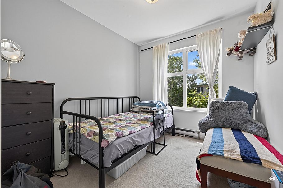 301 1099 W 71st Avenue Vancouver, BC - 13