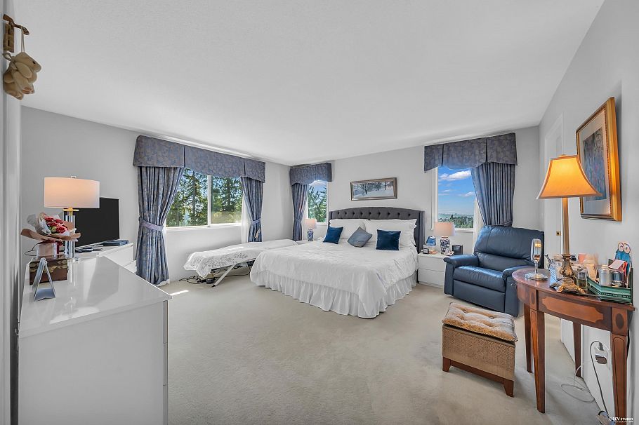 3898 Fromme Road North Vancouver, BC - 34