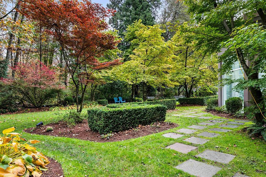 501 1327 E Keith Road North Vancouver, BC - 29