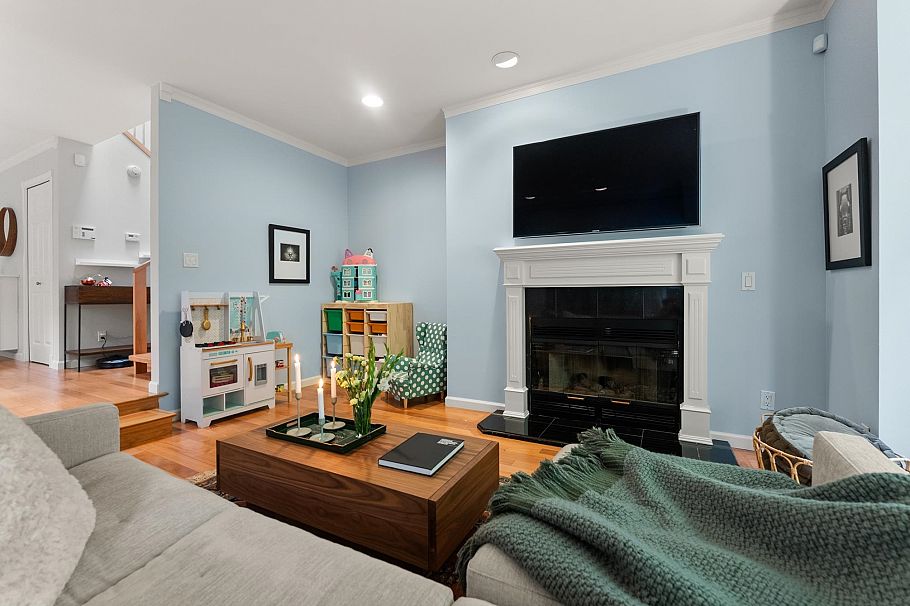 2146 W 14th Avenue Vancouver, BC - 7