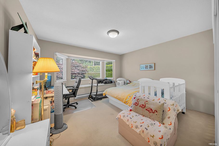 3898 Fromme Road North Vancouver, BC - 33