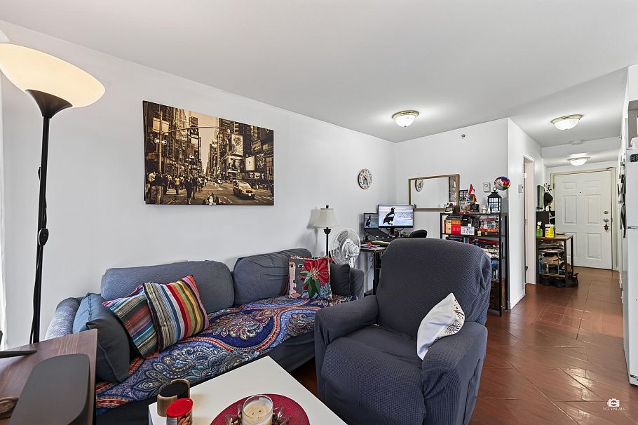 301 1099 W 71st Avenue Vancouver, BC - 19
