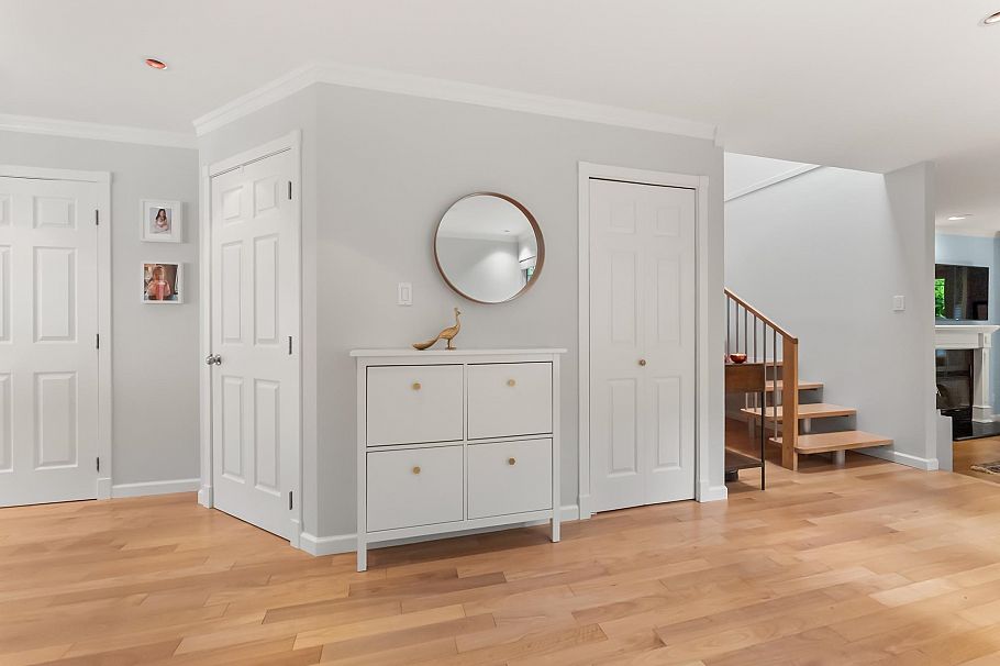2146 W 14th Avenue Vancouver, BC - 4