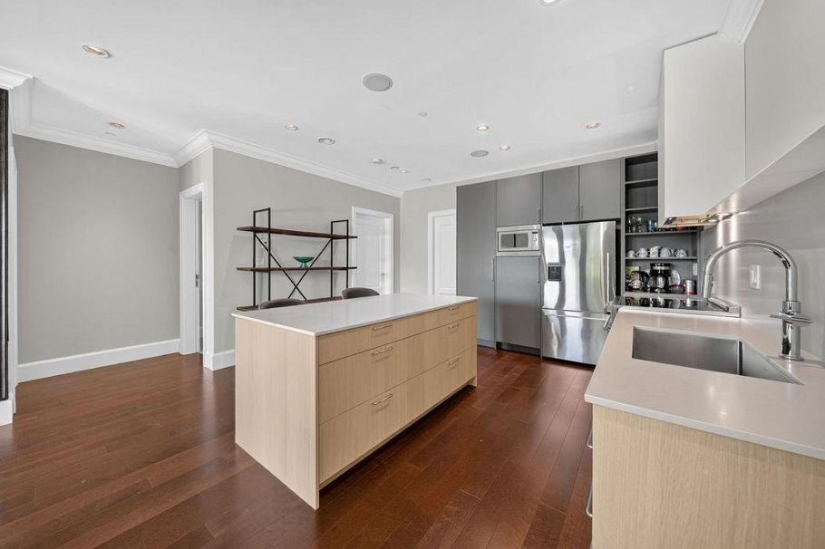 4578 Puget Drive Vancouver, BC - 24