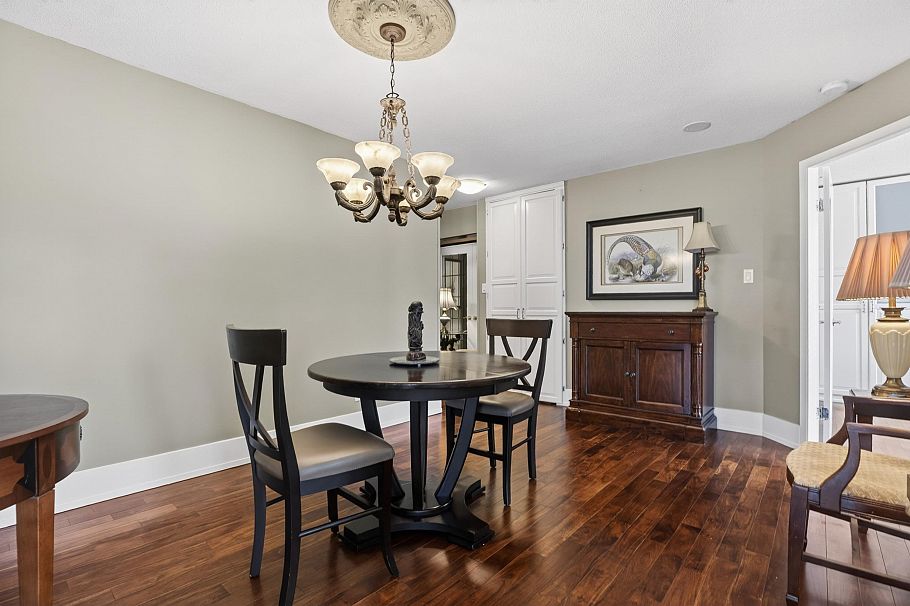 501 1327 E Keith Road North Vancouver, BC - 11