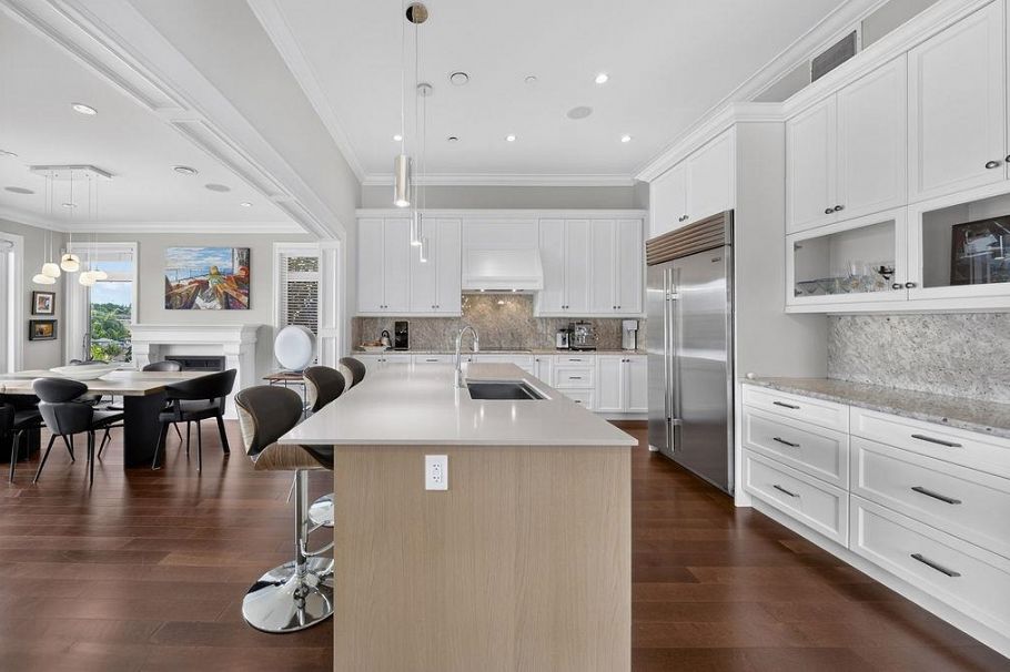 4578 Puget Drive Vancouver, BC - 10