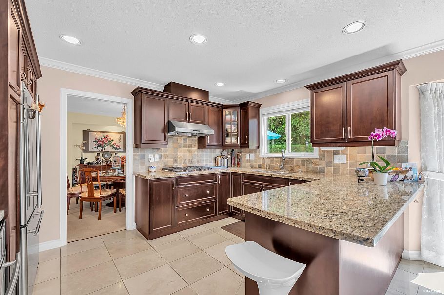 3898 Fromme Road North Vancouver, BC - 23