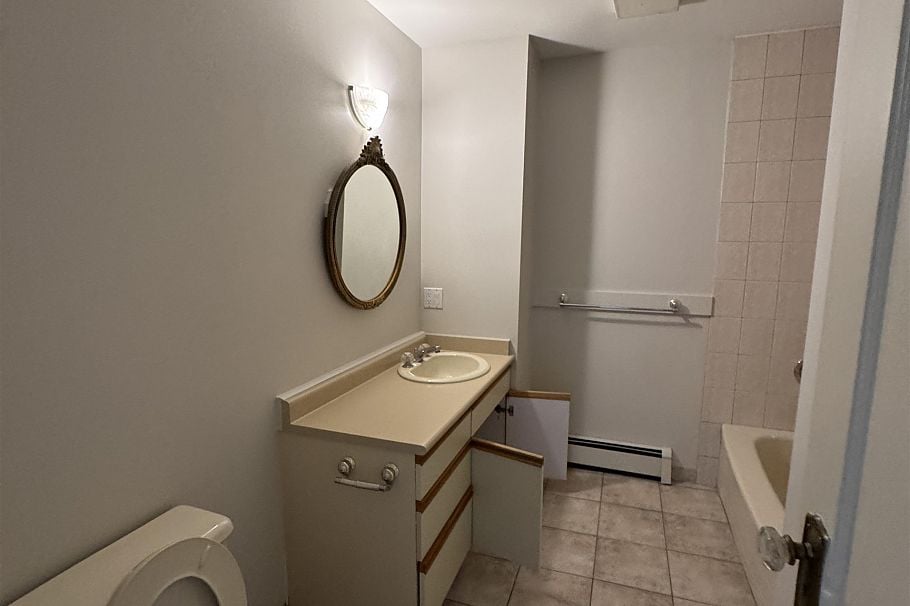 1700 WESTERN PARKWAY, Vancouver BC V6T 1V3 Vancouver, BC - 9