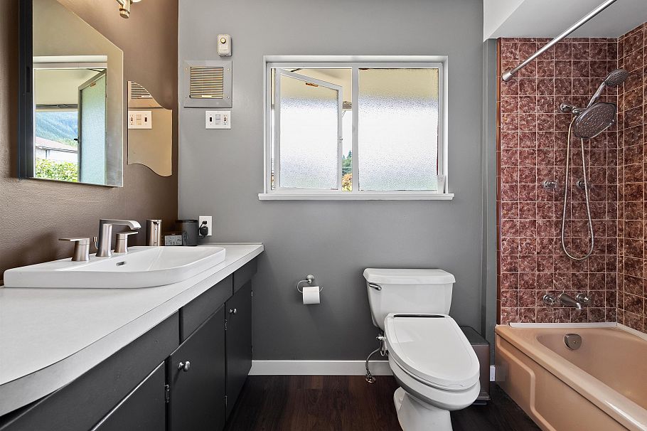 3883 Delbrook Avenue North Vancouver, BC - 16