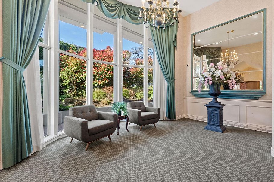 602 567 Lonsdale Avenue North Vancouver, BC - 24